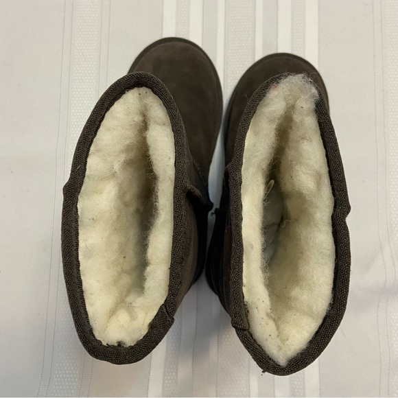 EMU Wool Lined Dark Brown Womens Mid calf Boots EUC size W7 - Picture 6 of 9